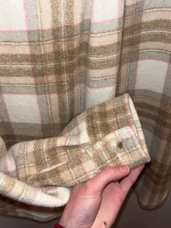 American Eagle Oversized Flannel - Image 5