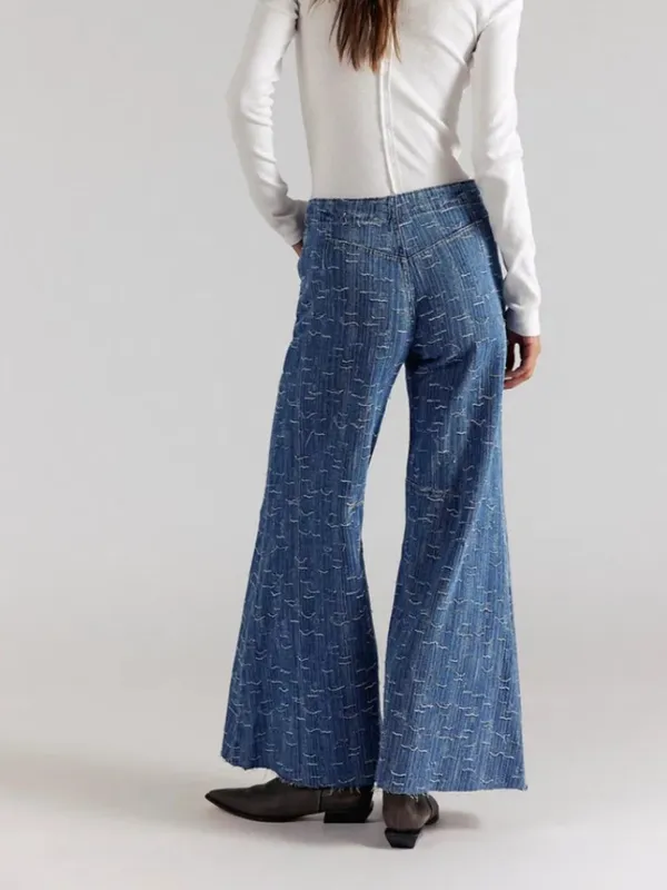 NWT Free People Front Row Wide-Leg Flare Jeans in Making Waves - Image 3
