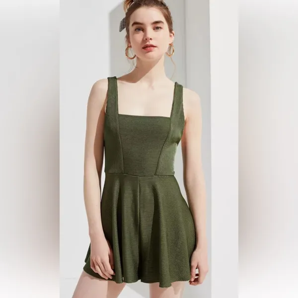 Urban Outfitters Army‎ Green Ribbed Romper Size M - Image 3