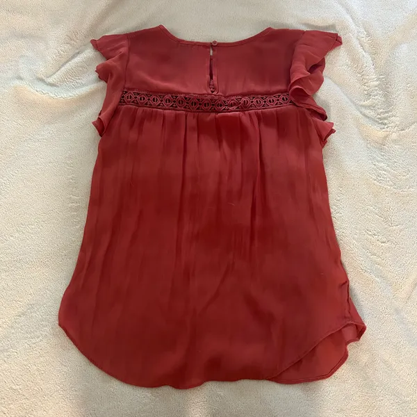 Ann Taylor Flutter Sleeveless Blouse with Crochet Detail - Image 3