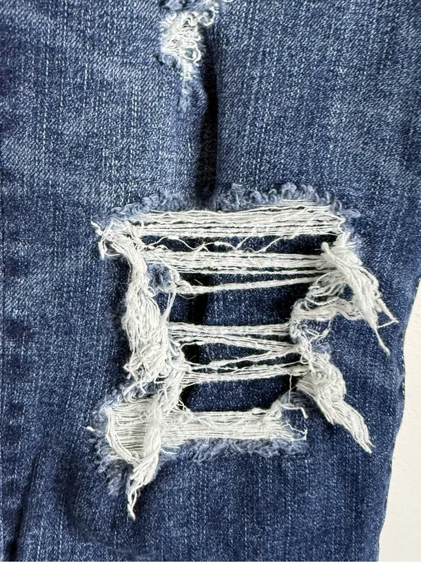 American Eagle Dream Jean Curvy Super Hi-Rise Jegging Size 4 Short Distressed - Image 6