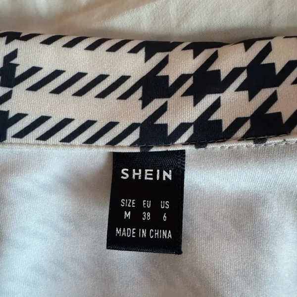 SHEIN Black and Cream Plaid Long Sleeve Button-Front Fall Dress Size Medium - Image 4