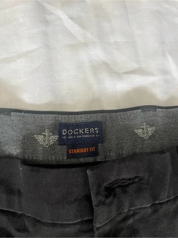 Men's Black Chino Pants Size 10 - Image 3