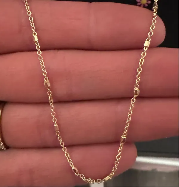 Gold and floral double chain necklace - Image 3