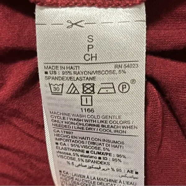 𝅺OLD Navy High-neck Swing Tank in Burgundy Size S - Image 4