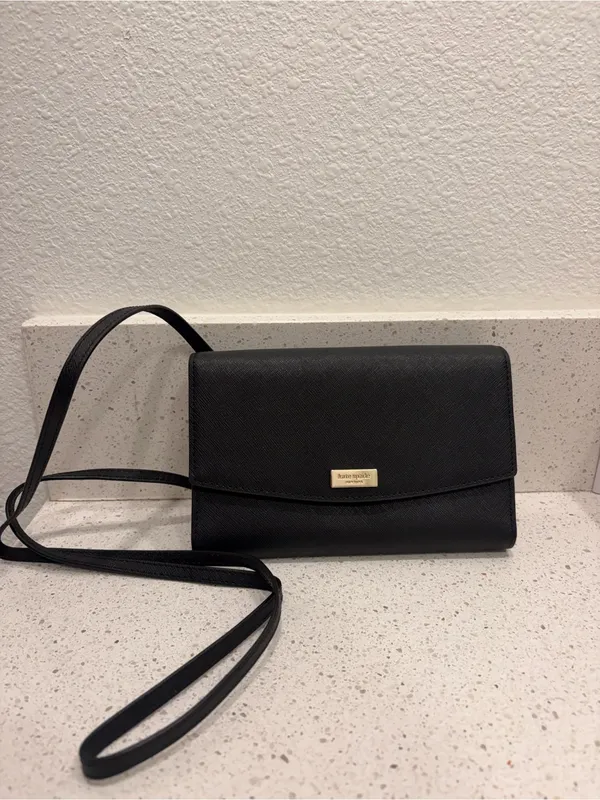 Kate Spade Black Crossbody Purse EUC Gold Accents Zip Closure Small Bag Saffiano - Image 2