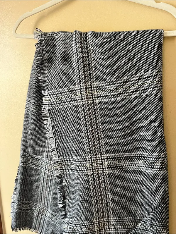 Gray Plaid Fringe Blanket Scarf - Image 7