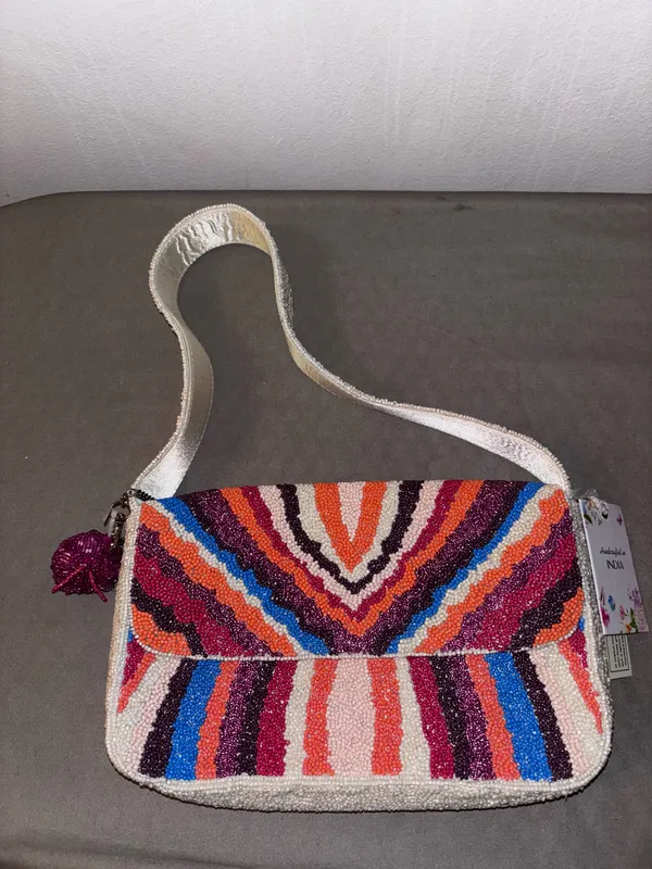 NWT Handcrafted Multicolored Beaded Shoulder Bag - Image 4