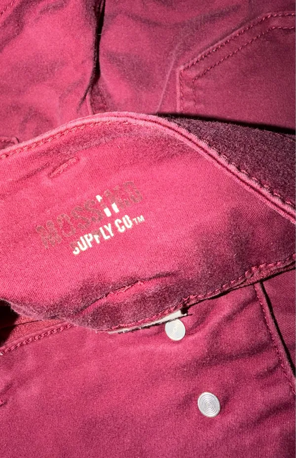 Mossimo Supply Co. Women’s High-Waisted Red Shorts – Like New, Size 00 Upgrade your summer wardrobe with these stylish Mossimo Supply Co. high-waisted shorts in a vibrant red/burgundy shade. Condition: Like new, excellent condition with no marks, stains, or flaws. Brand: Mossimo Supply Co. Size: Women's 00 / 24 Details: High-waisted silhouette, trendy multi-button closure, cuffed hems, 5-pocket styling, and durable belt loops. Material: 60% Cotton, 38% Polyester, 2% Spandex for a soft, comfortable fit with just the right amount of stretch. Fast shipping! Feel free to reach out with any questions. - Image 3