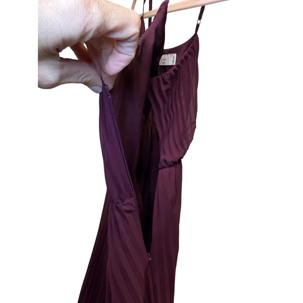 Ali‎ & Jay Burgundy Pleated Maxi Dress V-Neck Ladder Strap AJ9-672 Small - Image 7