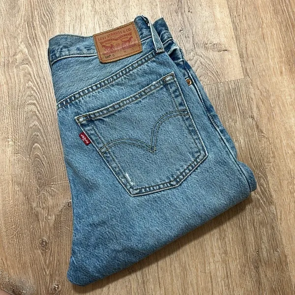 Levis | Women's 501 Skinny Distressed Medium Wash Blue Denim‎ Jeans, W27 L28 - Image 8