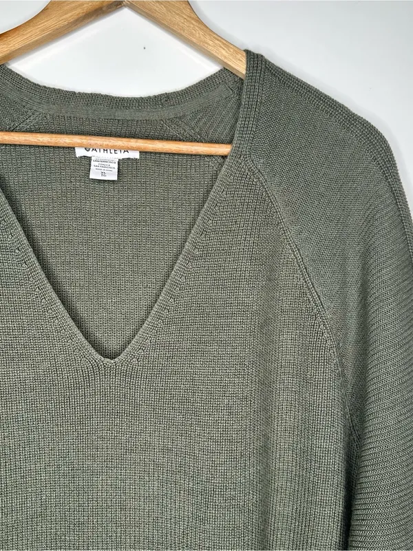 Athleta Hanover Merino Wool Blend V-Neck High Low Tunic Sweater Olive Green XL⁠ - Image 4