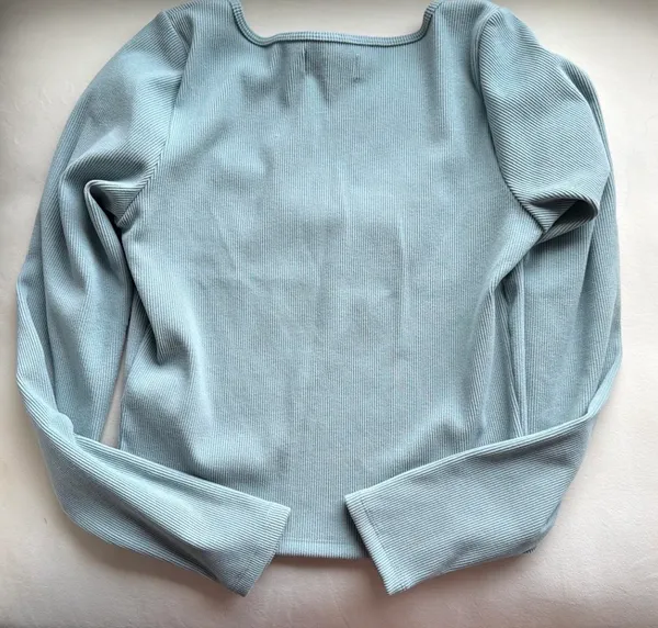 Hollister Top - Image 2