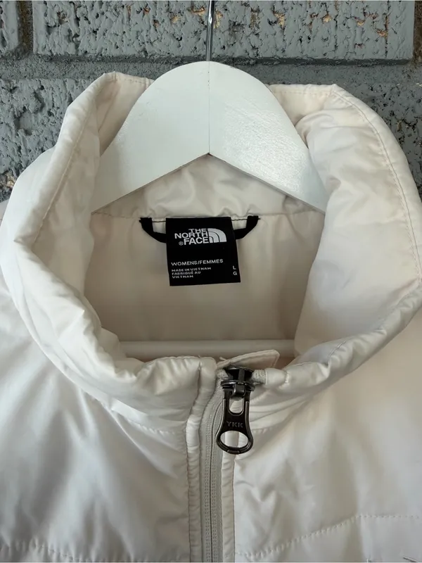 The North Face Women’s Tamburello Quilted Puffer Vest Embroidered Logo Hiking - Image 8