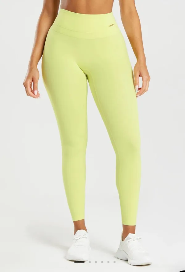 Gymshark x Whitney Simmons Collection Set - Image 5