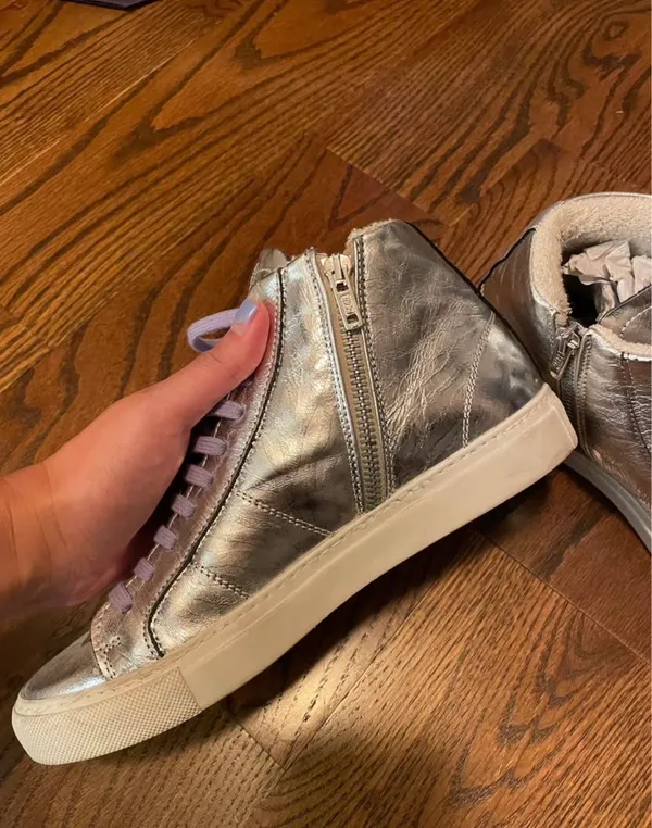 P448 Silver Sneakers - Image 4