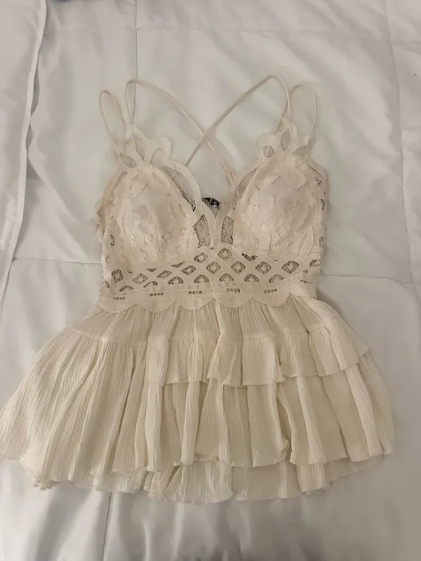 Boutique White Top - Image 2