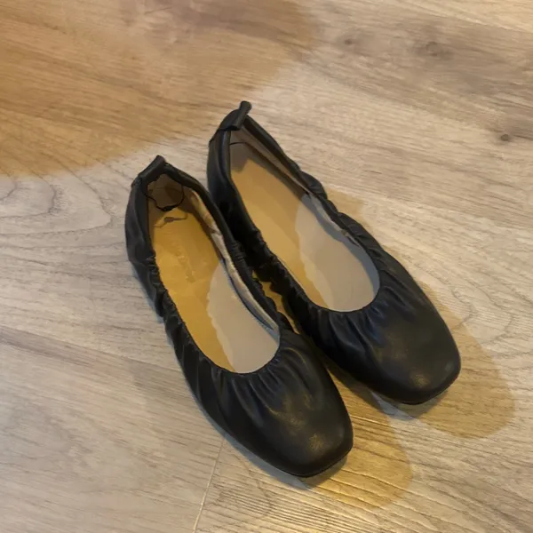 The drop black ruched classic flat ballets new size 8 - Image 11