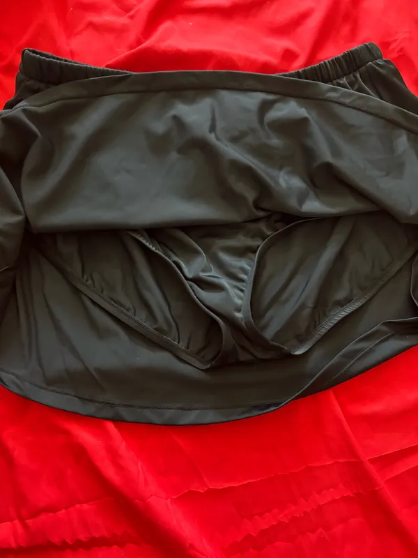 Black skirt Size 16 - Image 2