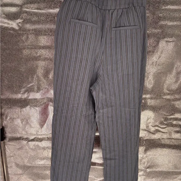 NWOT Urban Outfitters Blue Stripe Cropped High Waist Pants - Image 9
