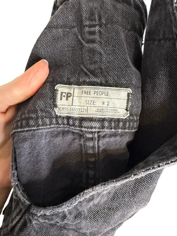 🖤 Free People Denim‎ Overall Skirt Dress Size 2 Distressed 🖤 - Image 4