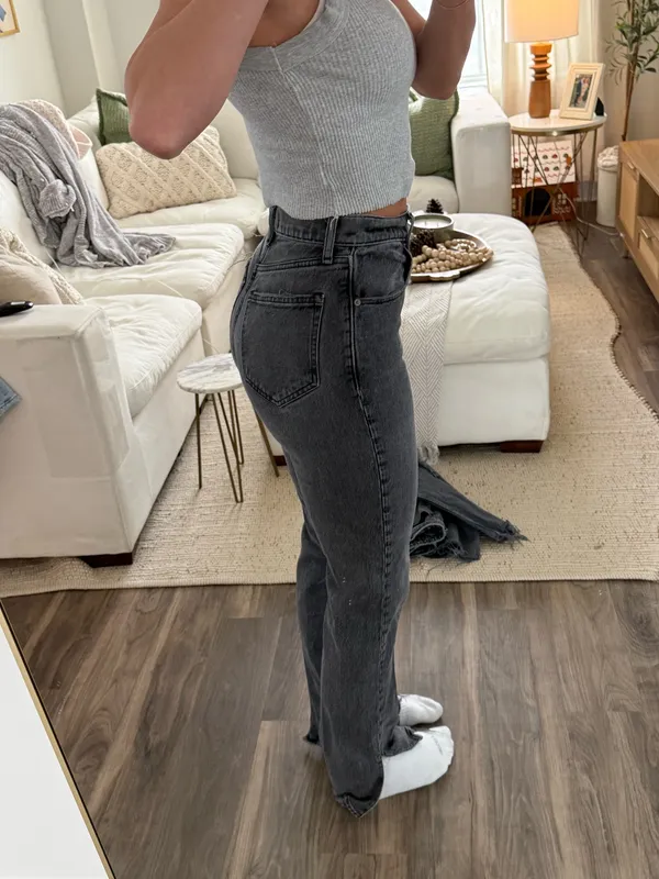 Abercrombie 90s High Rise Relaxed Straight Leg Jeans - washed black - Image 2