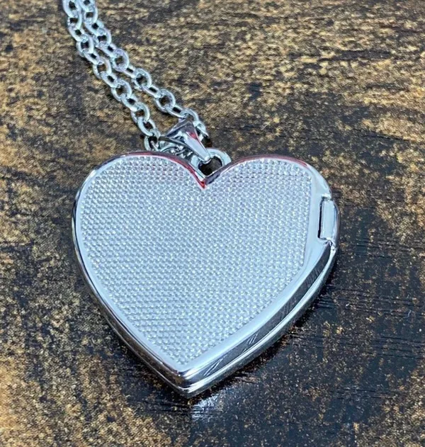 2021 Graduation Locket Silver - Image 3