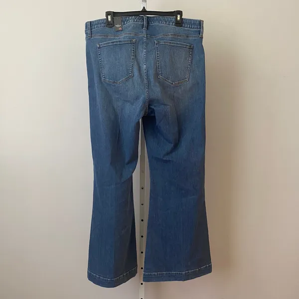 Torrid 18R Blue‎ Jeans Sky High A-Line Flare Premium Stretch Denim 70s Retro Boho - Image 6