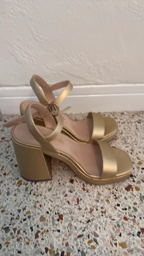 Dream Pairs Champagne Chunky Heels - Image 3