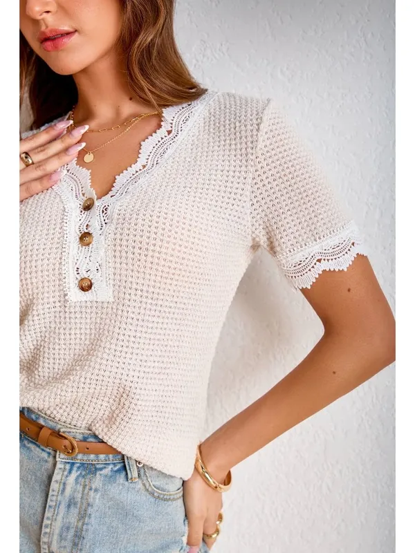 NWT Cupshe Apricot V-Neck Lace Top - Size: Small - Image 8