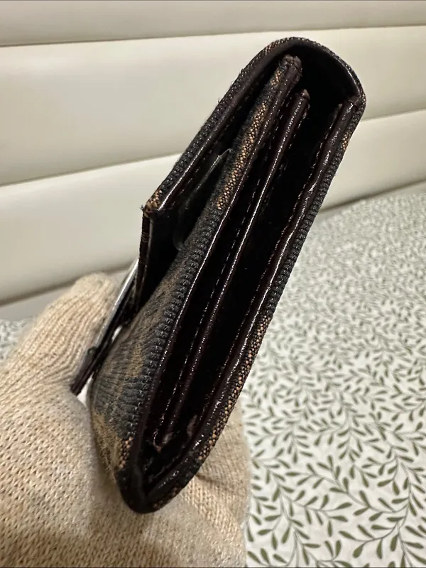 Fendi Zucca Long Wallet - Image 4