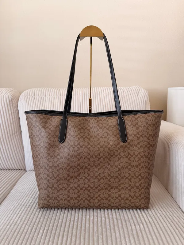 Coach City Tote - Image 2