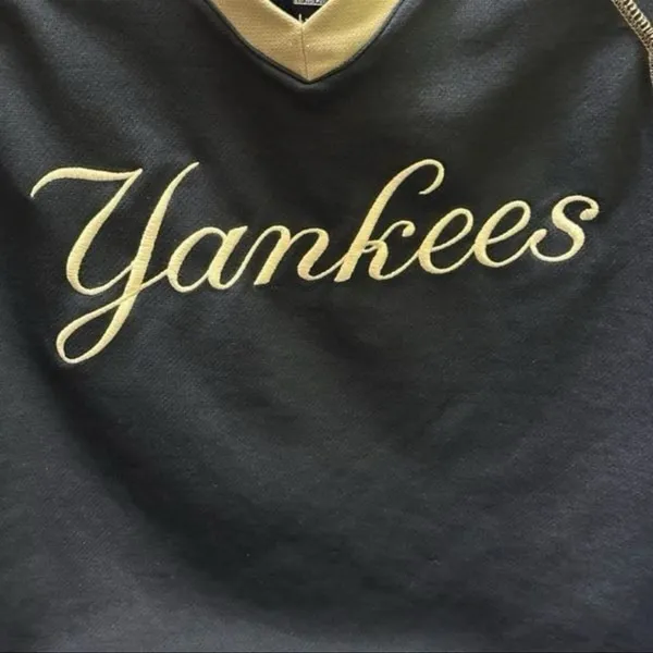 Majestic New York Yankees Jersey shirt L - Image 2