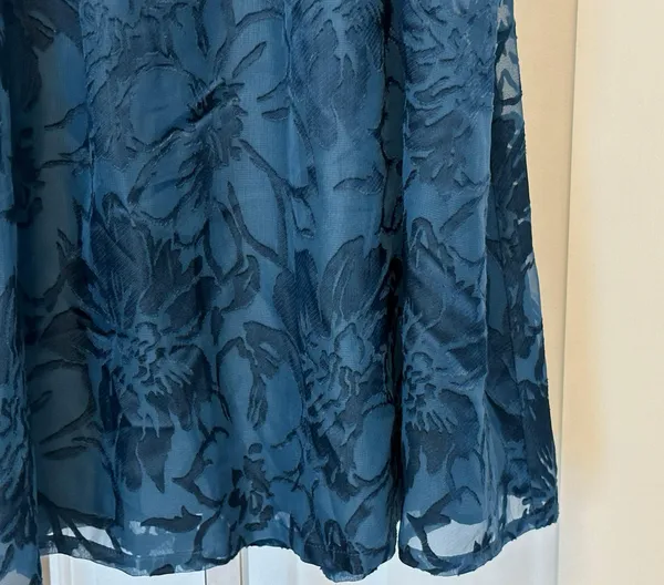 Forever 21 NWT! Sz XS Gorgeous Teal Blue Floral Layered Skirt - Image 2