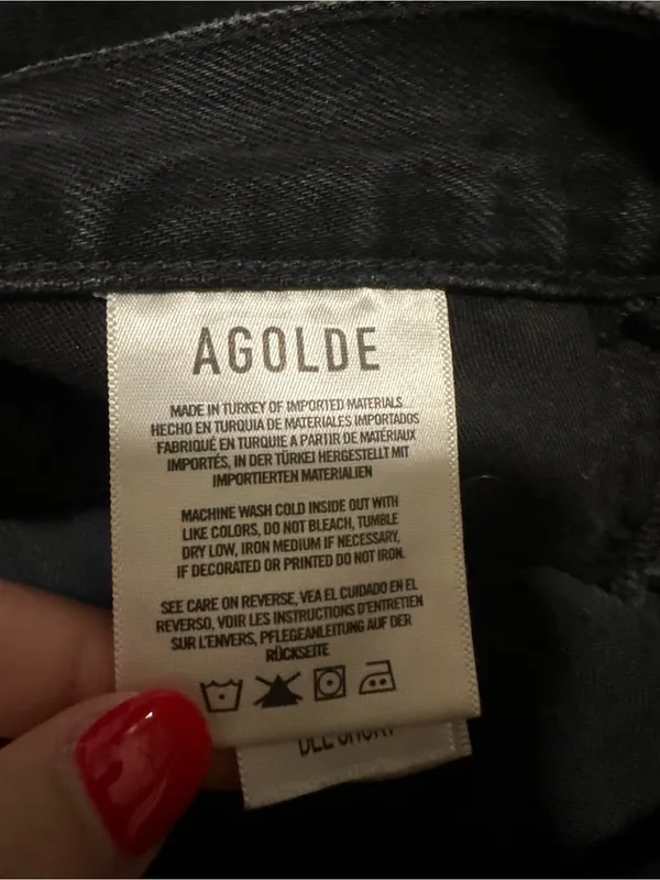 AGOLDE Dee Vintage High Rise Jean Shorts Divise Black A9035-1157 Aritzia size 34 - Image 4