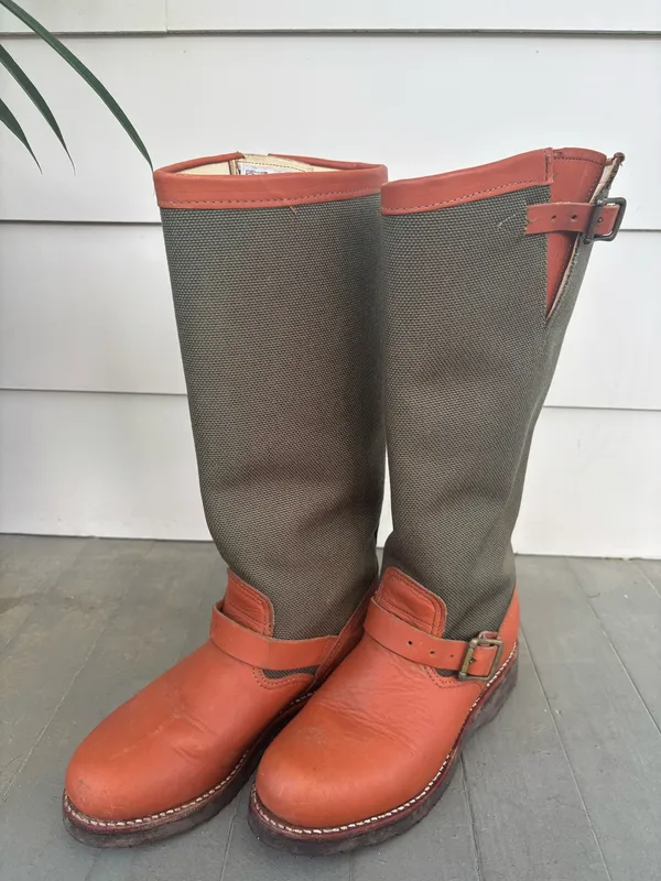 Chippewa Women’s Brown Leather Snake Boots Size 8 - Image 2