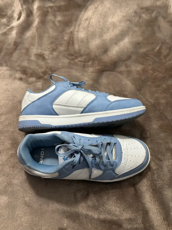 And1 Sneakers Women’s Size 9 Light Blue and White Low-Top Athletic Sneakers - Image 8