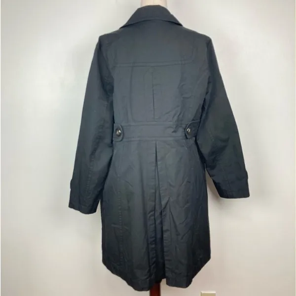 Jones New York Double Breasted Raincoat Trench Coat in Black - Image 2