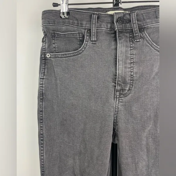Madewell Washed Gray Stovepipe Raw Hem Cropped‎ Jeans - Image 2
