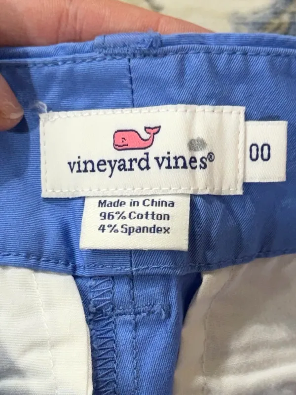 Vineyard Vines Shorts - Image 3
