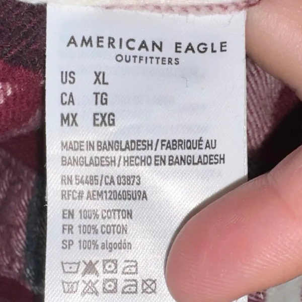 American Eagle Outfitters Flannel Shirt XL Red‎ Plaid Button Front Super Soft - Image 5