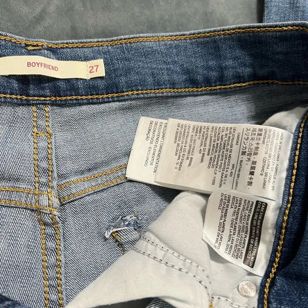 Levi Boyfriend Jeans, Size: 27x27 - Image 3
