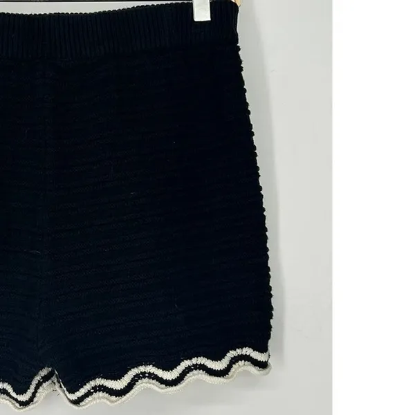 S Set Matching Knit Sweater Top Shorts Heartloom Black Azalea Revolve Crochet - Image 7