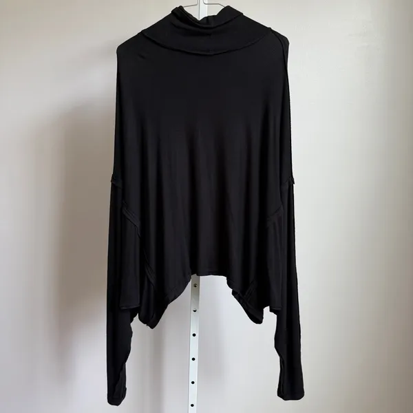 Free People We The Free Relaxed Witchy Slouchy Lagenlook Cowl Neck Top XS Black - Image 7