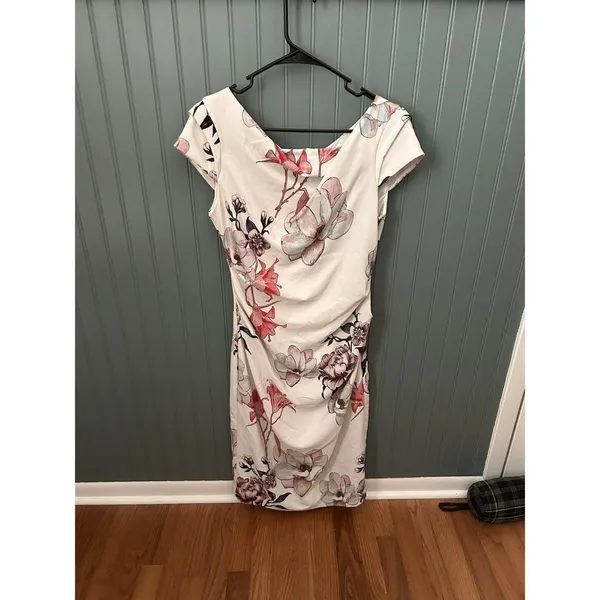 White House‎ Black Market White Lily Floral Print Cap Sleeve Dress Women’s Sz 6 - Image 2