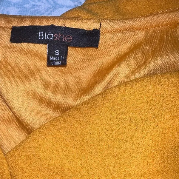 Blashe mini dress in mustard yellow off the shoulder size S - Image 4