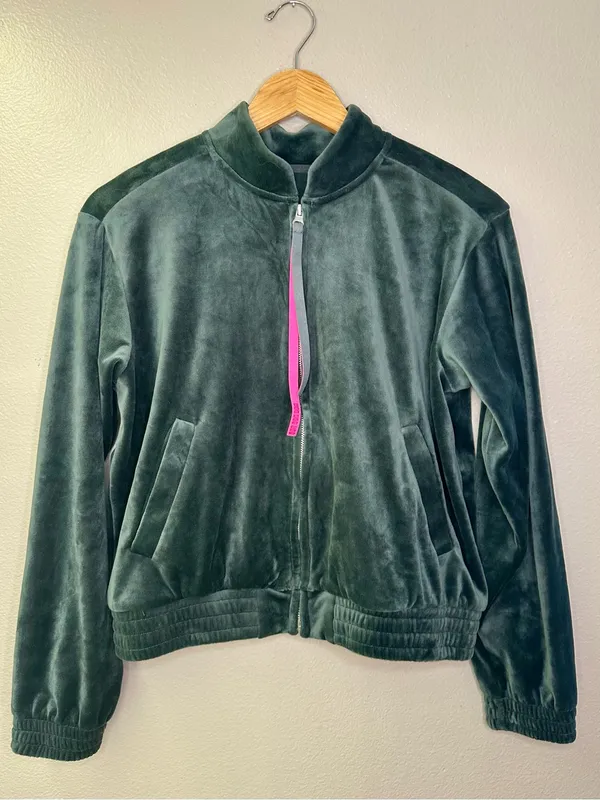 NWT UGG Devaney Bomber Jacket Dark Green Velour Velvet Full Zip Hot Pink - Image 2