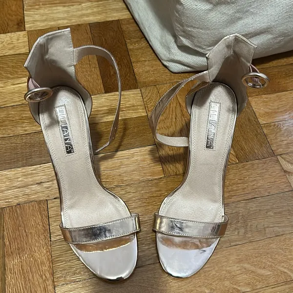 Liliana Gold Open Toed Heels - Image 2