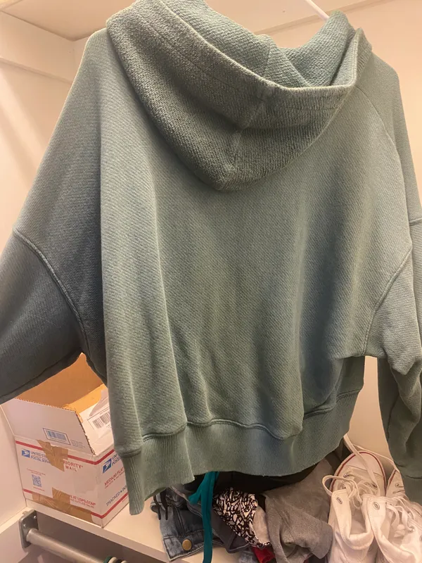 American Eagle Outfitters Sweatshirt - Image 2