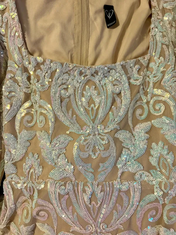 Windsor Dress Homecoming - Image 2